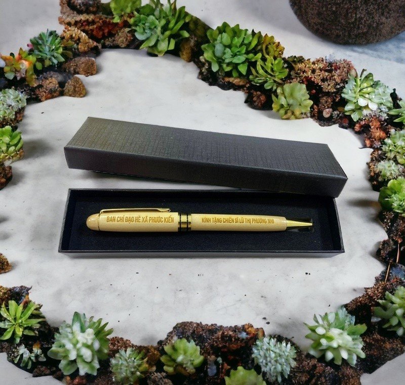 Bút Gỗ Khắc Bút Gỗ Khắc