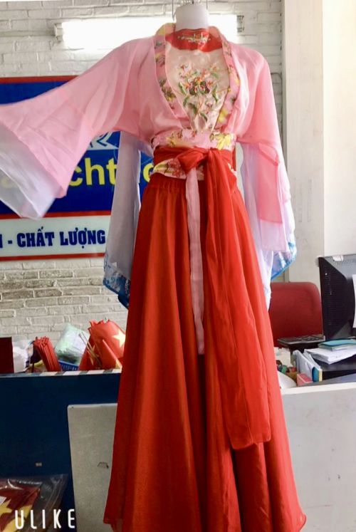 Cổ Trang Hồng Đỏ Cổ Trang Hồng Đỏ