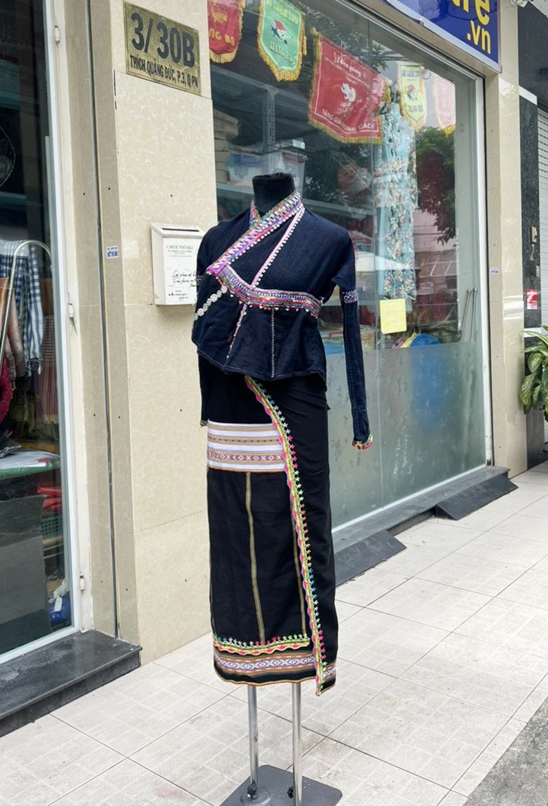 Dân Tộc Dân Tộc