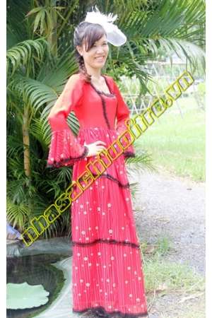 Đầm Châu Âu đỏ ( ống tay loe )