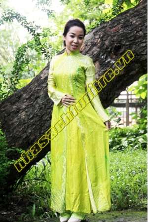 Áo dài lụa cổ điển ( xanh lá )