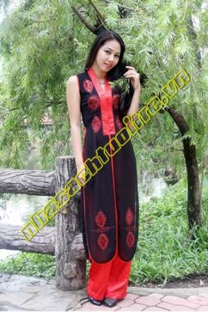 Áo dài cách tân nút tàu ( viền đỏ )