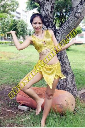 Apsara vàng sequin ngắn